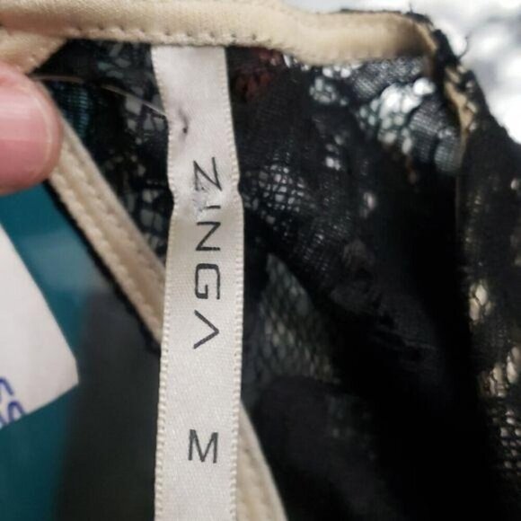 Lace & Satin Black A-Line Dress With Keyhole Design By Zinga - Picture 6 of 6